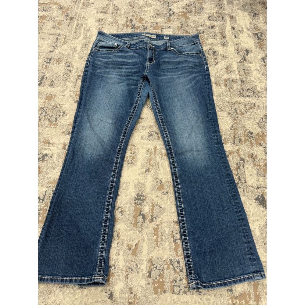 BKE Payton Bootcut Jeans Mens 34R Blue Mid Wash Flap Pocket Denim